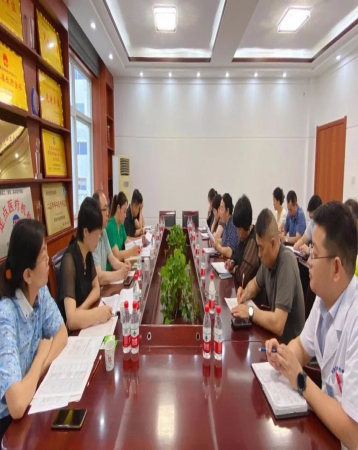 鹤壁市卫健委专家组莅临河南誉美肾病医院对“重点专科”工作进行现场督导检查