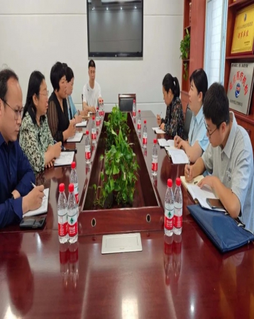 鹤壁市药品检验检测中心到河南誉美肾病医院调研“两品一械”不良反应监测工作
